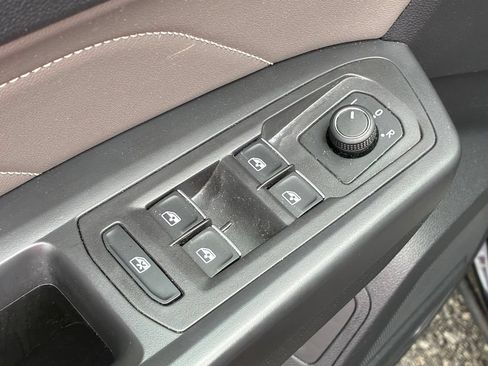 Used 2023 Volkswagen Atlas SEL R-Line AWD/4WD image 23