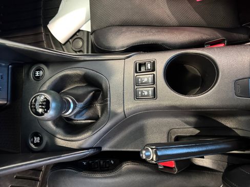 Used 2024 Nissan Z Performance w/ Heritage Edition RWD image 15