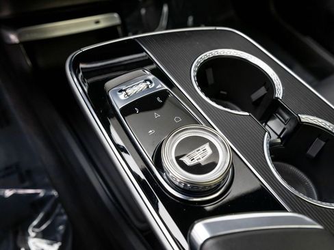 Used 2024 Cadillac Lyriq Luxury image 29