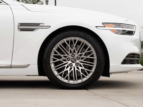 Used 2021 Genesis G90 3.3T Premium AWD/4WD image 35