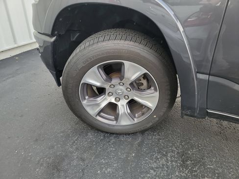 Used 2021 RAM 1500 Laramie w/ Sport Appearance Package AWD/4WD image 29