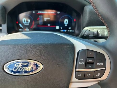 New 2026 Ford Explorer Active w/ Active Comfort Package image 27