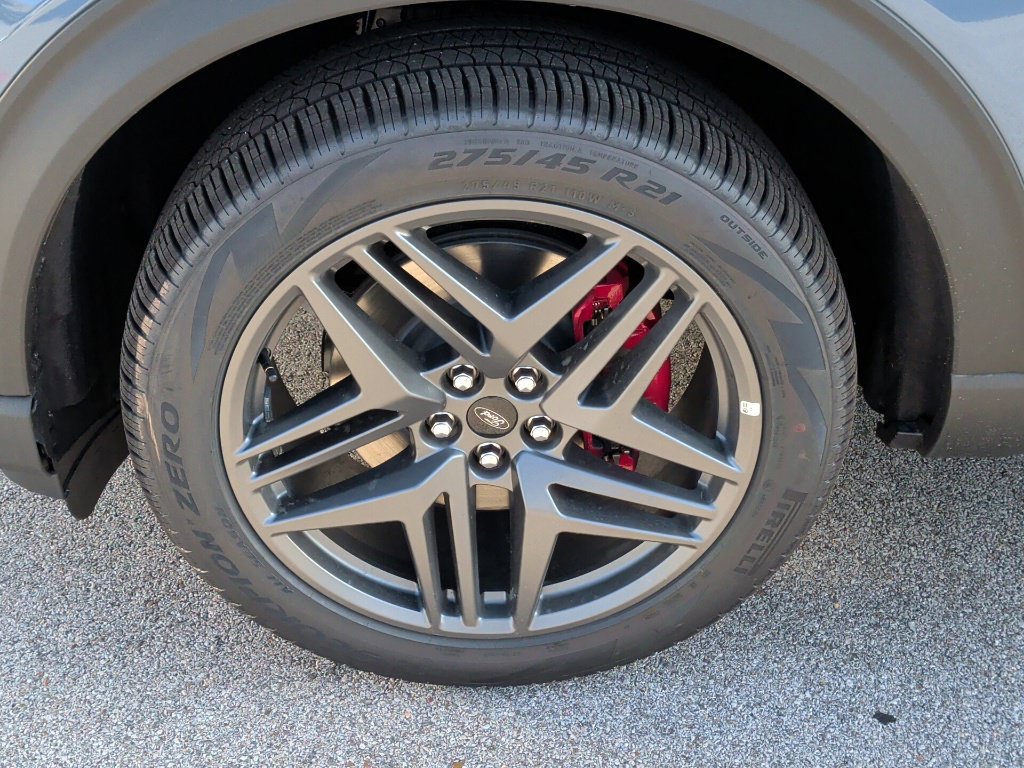 New 2026 Ford Explorer ST-Line w/ ST-Line Street Pack RWD image 47