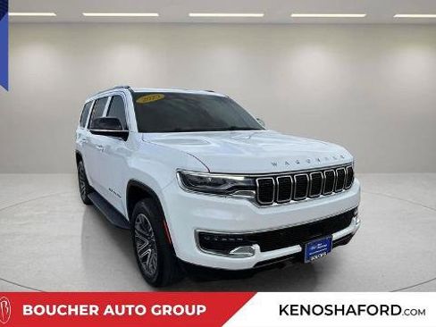 Used 2023 Jeep Wagoneer 4WD w/ Premium Group I image 3