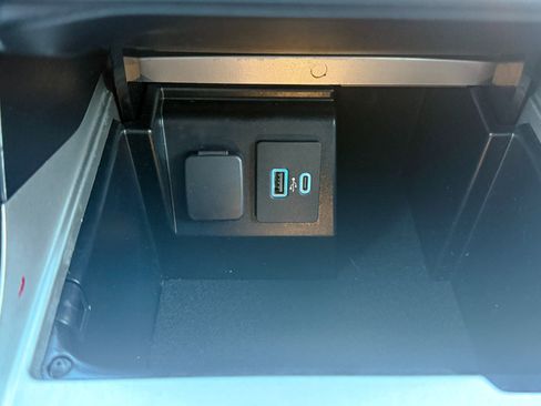 Used 2021 Ford Explorer ST w/ Equipment Group 401A AWD/4WD image 38