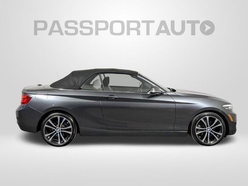 Used 2020 BMW 230i xDrive Convertible w/ Premium Package image 10