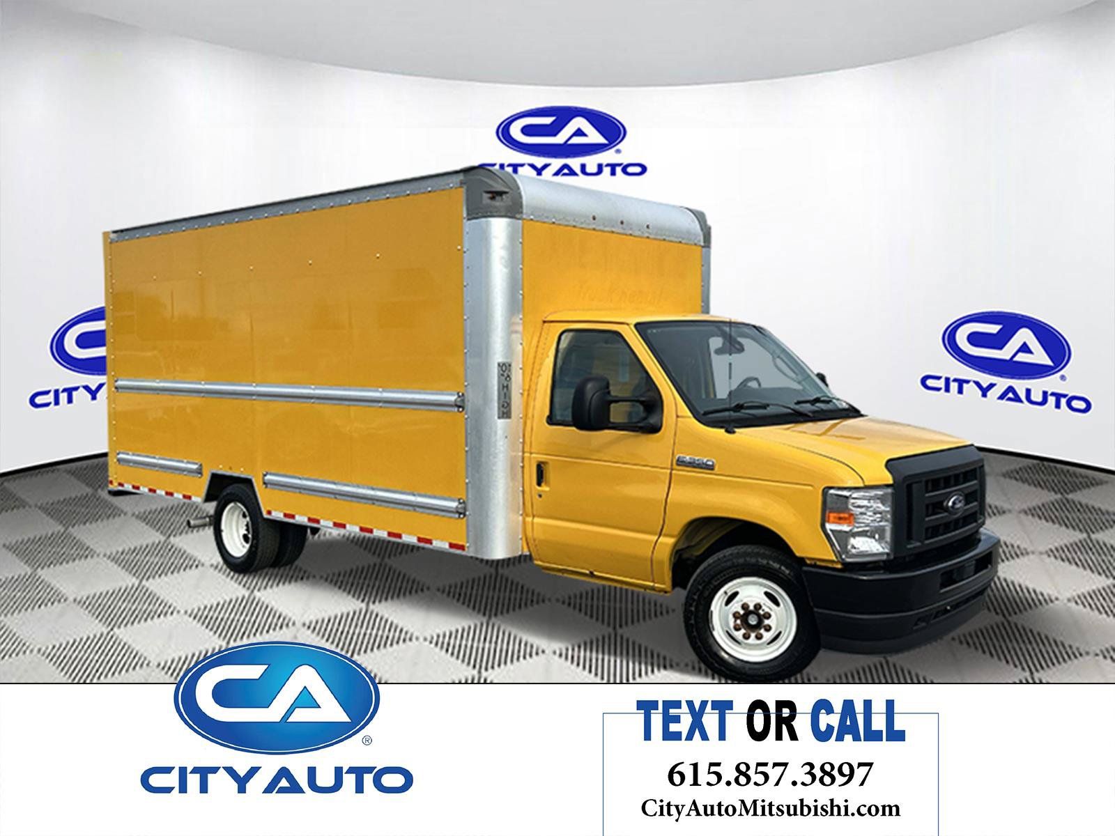 Used 2022 Ford E-350 and Econoline 350 Super Duty RWD image 1