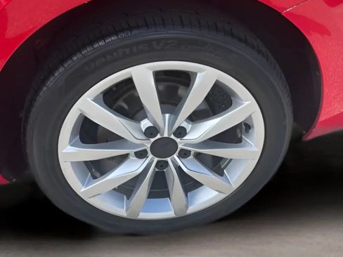 Used 2016 Volkswagen Golf SE FWD image 40