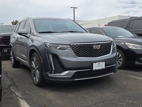 Used 2022 Cadillac XT6 Premium Luxury AWD/4WD image 6