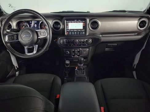 Used 2022 Jeep Wrangler Unlimited Sahara w/ Cold Weather Group image 25