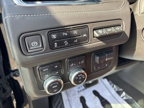 Used 2023 GMC Yukon Denali Ultimate w/ LPO, Floor Liner Package AWD/4WD image 27