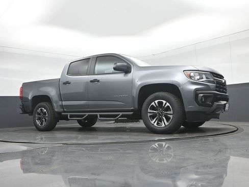 Used 2021 Chevrolet Colorado Z71 w/ Safety Package AWD/4WD image 56