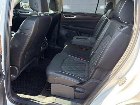 Used 2024 Volkswagen Atlas SEL Premium R-Line AWD/4WD image 26