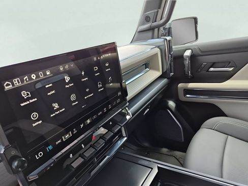 New 2026 GMC Hummer EV SUV AWD/4WD image 22