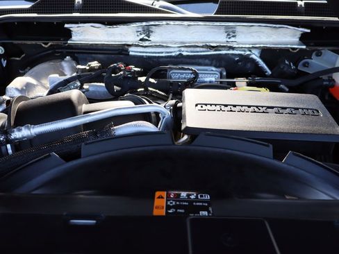 Used 2020 Chevrolet Silverado 2500 LTZ w/ Technology Package image 32