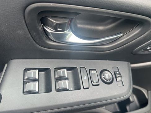 Used 2023 Honda Pilot EX-L image 16