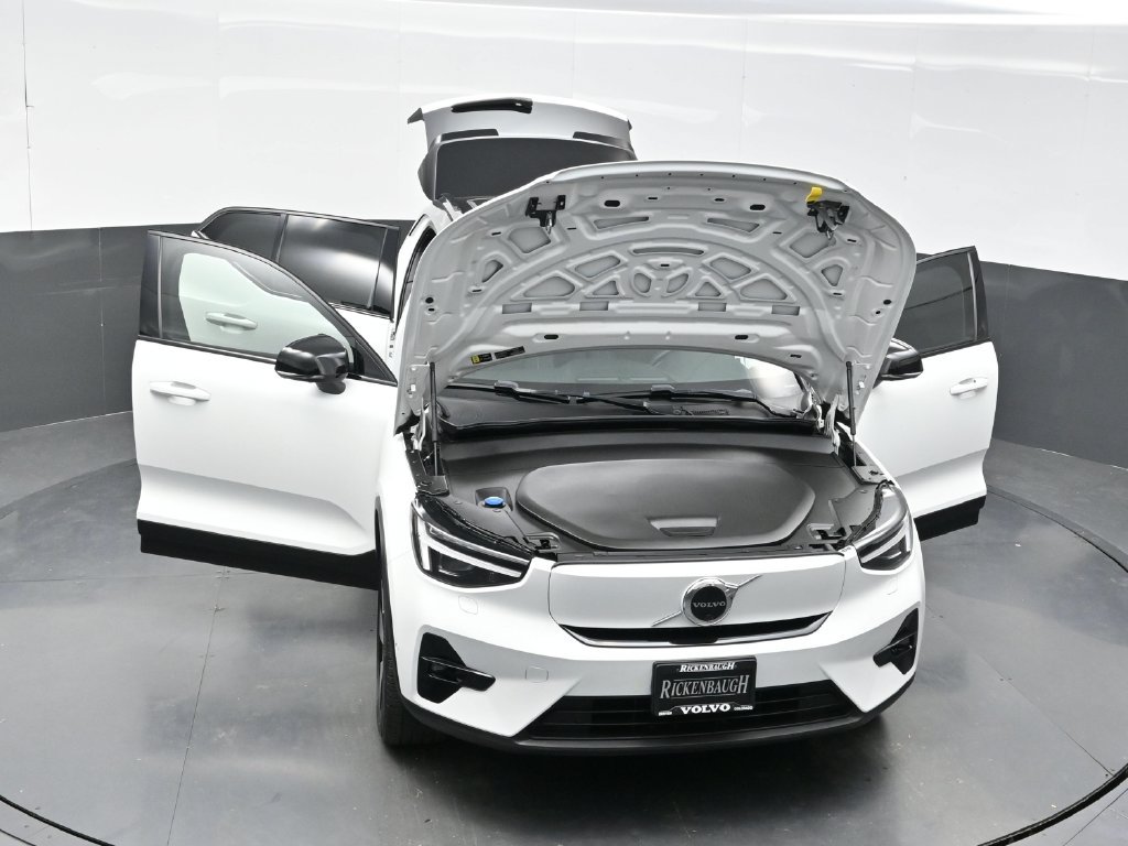 Used 2023 Volvo XC40 Recharge Ultimate AWD/4WD image 41