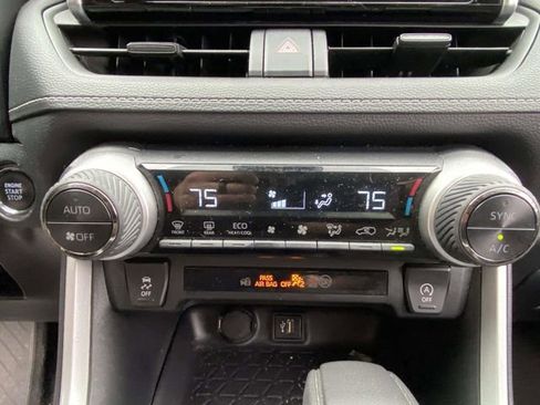 Used 2024 Toyota RAV4 XLE image 20