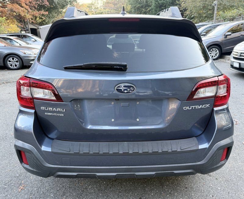 Used 2018 Subaru Outback 2.5i Limited AWD/4WD image 6