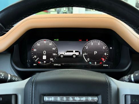 Used 2023 Land Rover Defender 130 First Edition AWD/4WD image 42