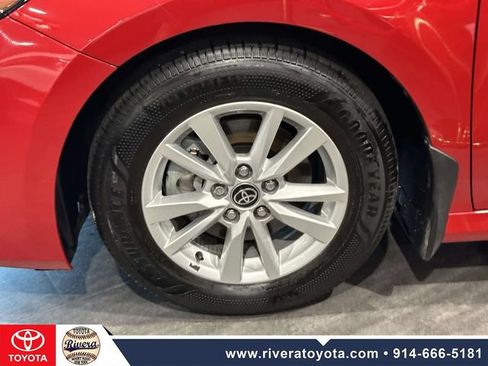 Used 2025 Toyota Camry LE w/ Convenience Package FWD image 10