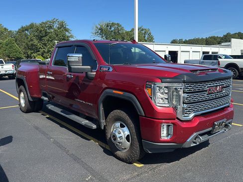 Used 2020 GMC Sierra 3500 Denali w/ Denali Ultimate Package AWD/4WD image 4