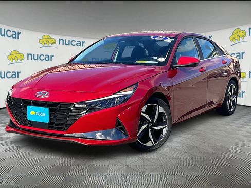 Used 2022 Hyundai Elantra Limited image 3