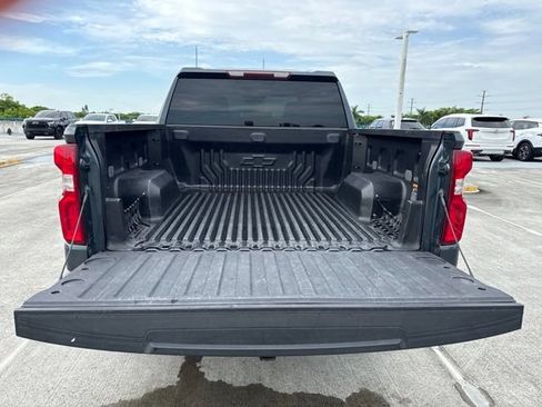Used 2019 Chevrolet Silverado 1500 Custom w/ Custom Value Package RWD image 18