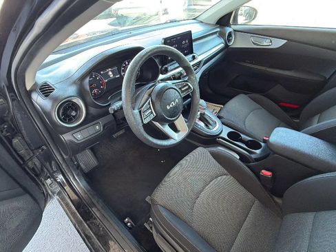 Used 2024 Kia Forte LXS FWD image 19
