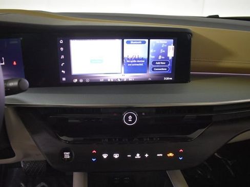 Certified 2025 Nissan Murano Platinum AWD/4WD image 19
