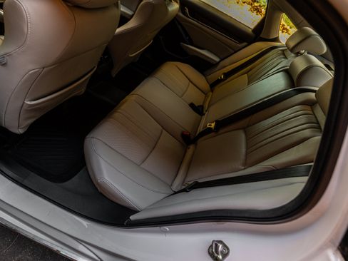 Used 2019 Honda Accord EX-L image 15