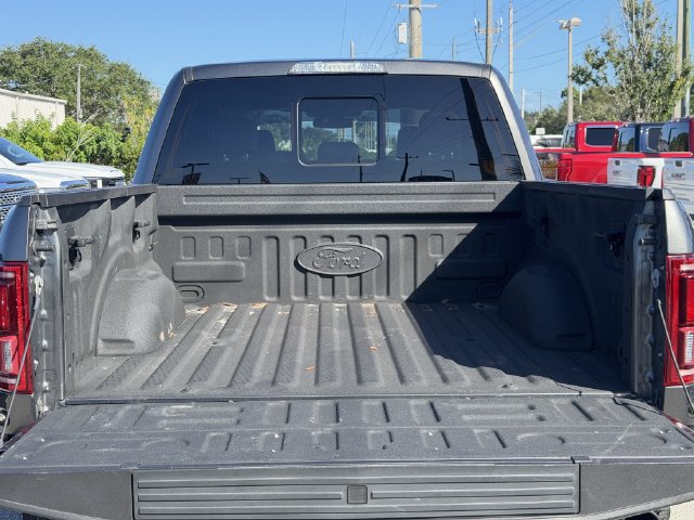 Used 2017 Ford F150 Raptor w/ Equipment Group 802A Luxury AWD/4WD image 11