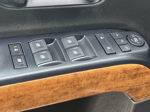Used 2018 Chevrolet Silverado 3500 High Country AWD/4WD image 19