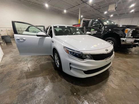 Used 2016 Kia Optima LX w/ LX Convenience Package FWD image 20