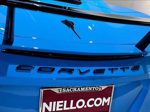 Used 2023 Chevrolet Corvette Stingray Premium Conv image 34