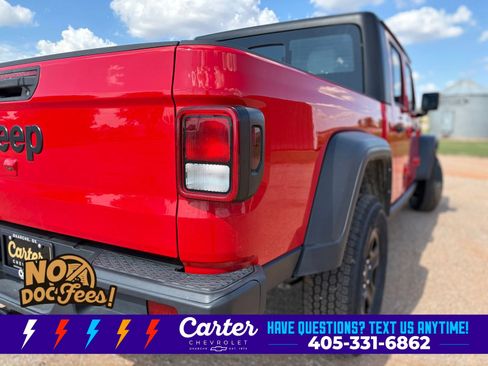 Used 2022 Jeep Gladiator Sport w/ Trailer Tow Package AWD/4WD image 23
