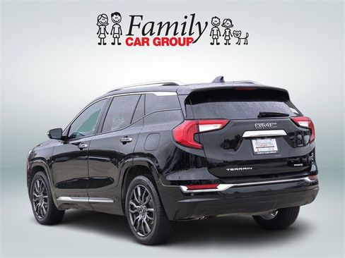 Used 2023 GMC Terrain Denali w/ Black Diamond Edition image 3
