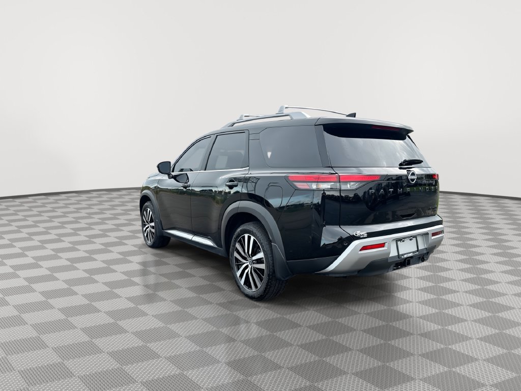Certified 2025 Nissan Pathfinder Platinum w/ Lighting Package (N92) AWD/4WD image 9