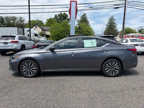 New 2026 Nissan Altima 2.5 SV FWD image 5