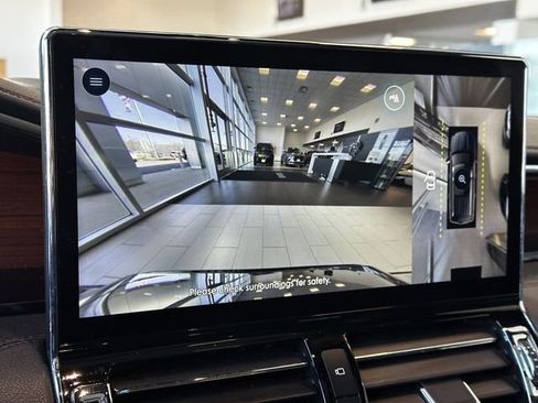 Certified 2024 Lincoln Navigator Reserve image 21