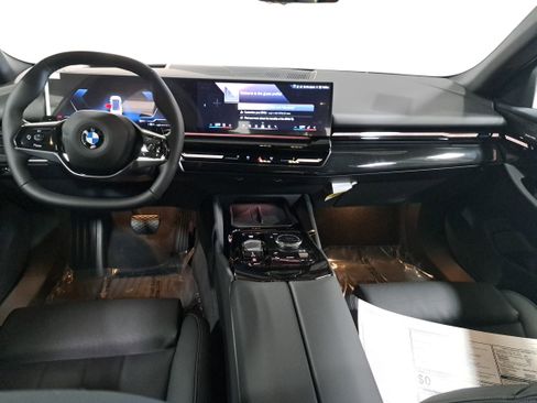 New 2026 BMW 530i w/ Premium Package image 9