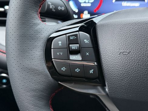 New 2026 Ford Explorer ST-Line w/ ST-Line Street Pack image 11