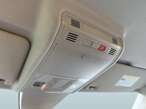 Used 2024 Volkswagen Tiguan S FWD image 28
