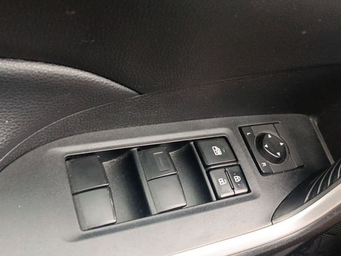 Used 2020 Toyota RAV4 XLE w/ Convenience Package AWD/4WD image 21