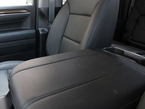 Used 2024 Chevrolet Silverado 1500 RST AWD/4WD image 17