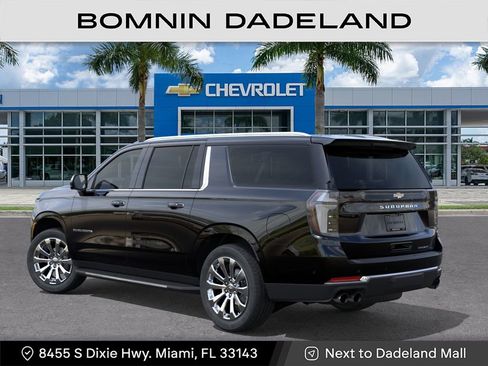 New 2026 Chevrolet Suburban Premier RWD image 4