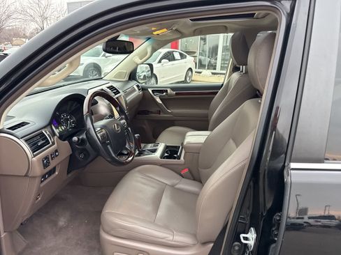 Used 2019 Lexus GX 460 Premium AWD/4WD image 13