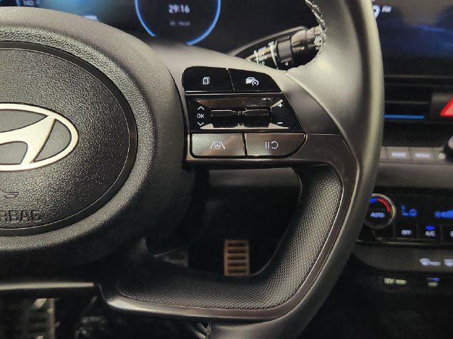 Certified 2025 Hyundai Elantra SEL FWD image 24