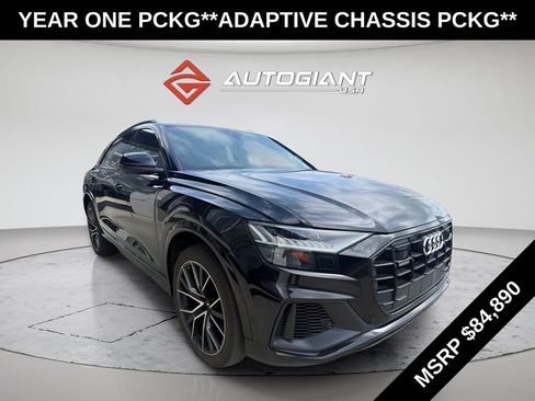 Used 2019 Audi Q8 Prestige w/ Adaptive Chassis Package AWD/4WD image 9