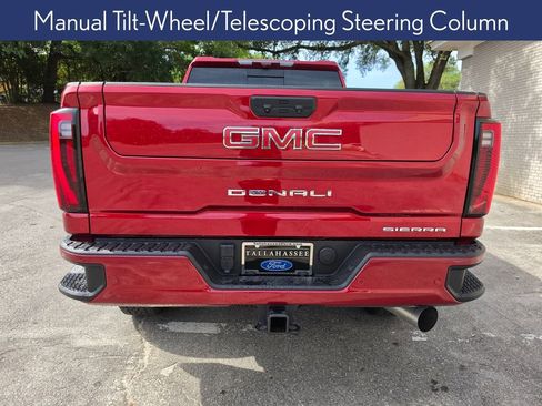 Used 2024 GMC Sierra 2500 Denali w/ Denali Reserve Package AWD/4WD image 18